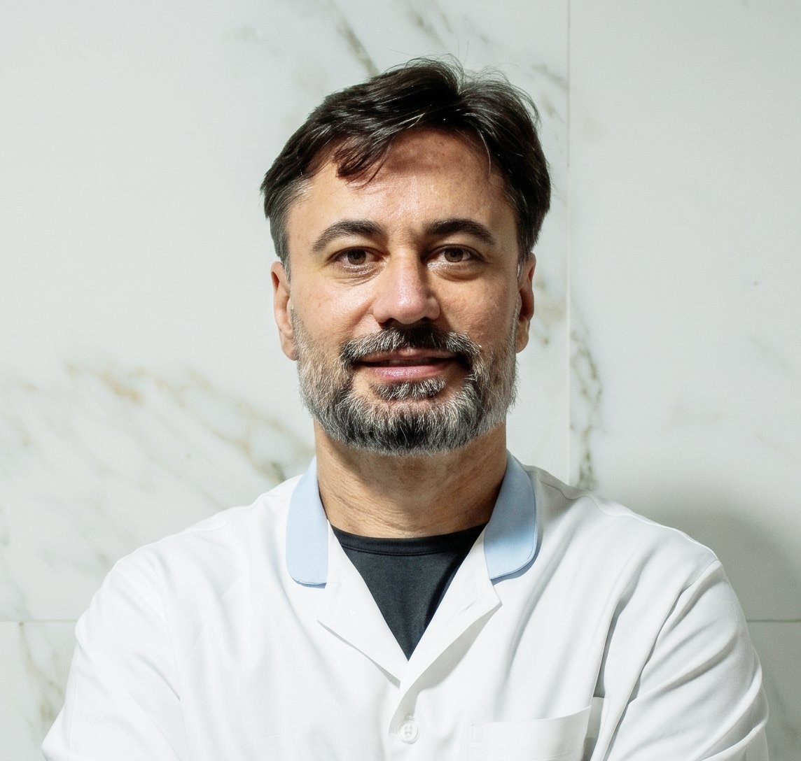 Dr. Hebert da Costa Pereira